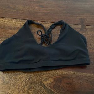 Black lulu lemon sports bra size 6